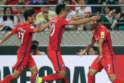 世预赛国足0-1韩国，李刚仁制胜+惊险晋级18强