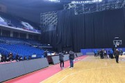当篮球架遇见演唱会舞台：一场因“跨界”而取消的CBA比赛