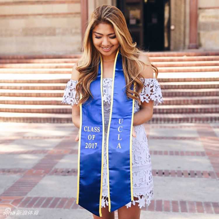 绿茵之外的高尔夫人生图鉴 田仁智与李旻智在球场边并肩行走,两位亚洲顶尖女将的交流时刻静谧而充满力量。