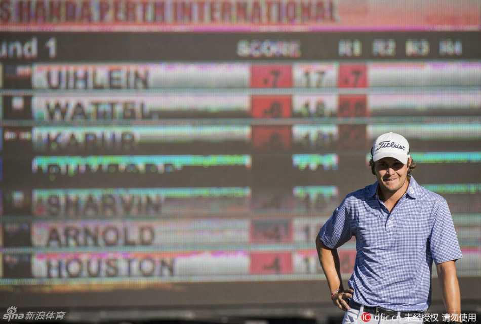 印度名将希夫·卡普尔在开球前审视球道，目光锐利而坚定，展现出亚洲冠军的沉着与经验。