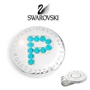 家居空间中的高尔夫主题飞镖盘，将运动乐趣从广阔果岭引入温馨客厅。