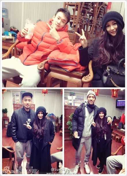 致敬“丁神”:从四字外援到逐光者的篮球征途 丁彦雨航与好友翟晓川在度假胜地马尔代夫留下剪影,夕阳下的两道影子亲密地靠在一起