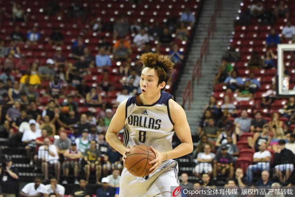 夏日狂潮亚洲荣光 丁彦雨航两记重扣率小牛劈落国王挺进八强 丁彦雨航奋力拼下前场篮板 在长人如林的国王内线硬扛出属于自己的一片天