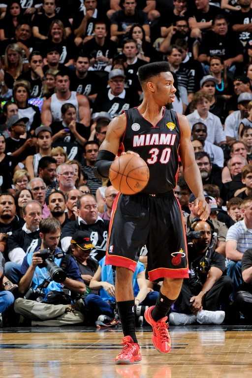 2012-2014年NBA詹姆斯库里巅峰对决:热火vs勇士经典战役深度复盘 2012-2014年NBA詹姆斯库里巅峰对决:热火vs勇士经典战役深度复盘