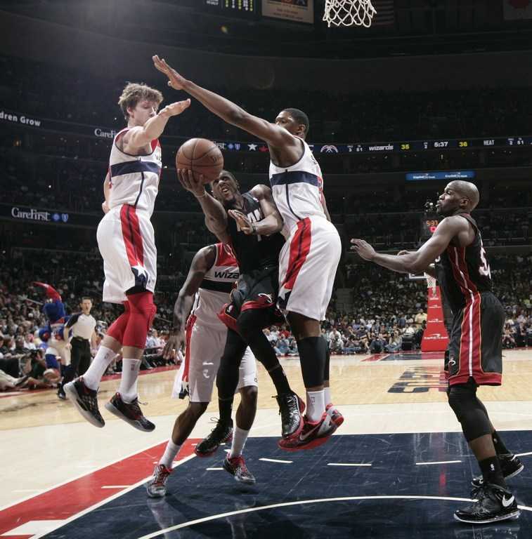 2012-2014年NBA詹姆斯库里巅峰对决:热火vs勇士经典战役深度复盘 2012-2014年NBA詹姆斯库里巅峰对决:热火vs勇士经典战役深度复盘