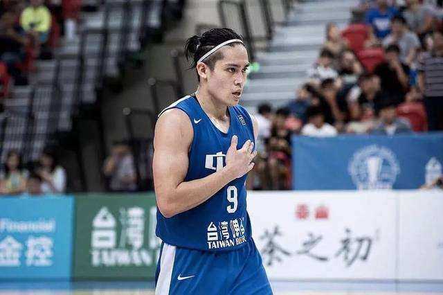 “俄甲升降机对决：SKA恩纳吉亚主场闷平安郅，保级路添堵”