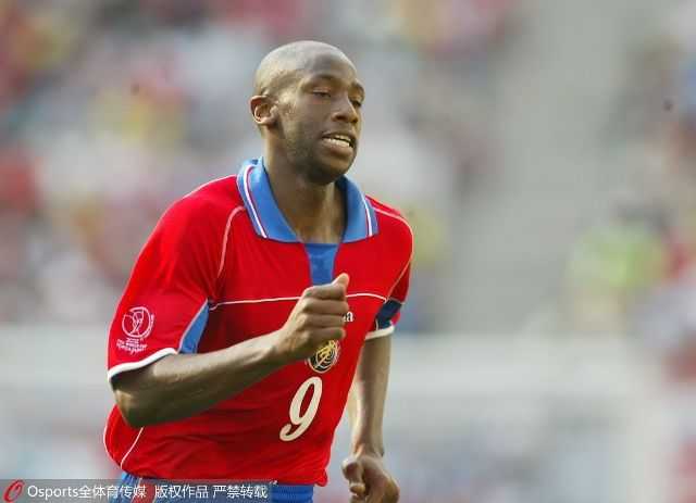 巴西5-2大胜哥斯达黎加 全场仅1张黄牌