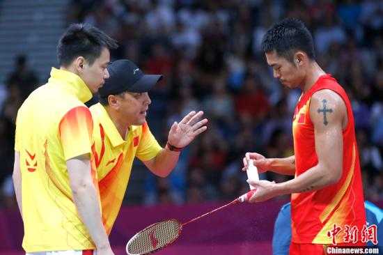 林丹2-1逆转李宗伟成功卫冕奥运男单冠军 林丹2-1逆转李宗伟成功卫冕奥运男单冠军