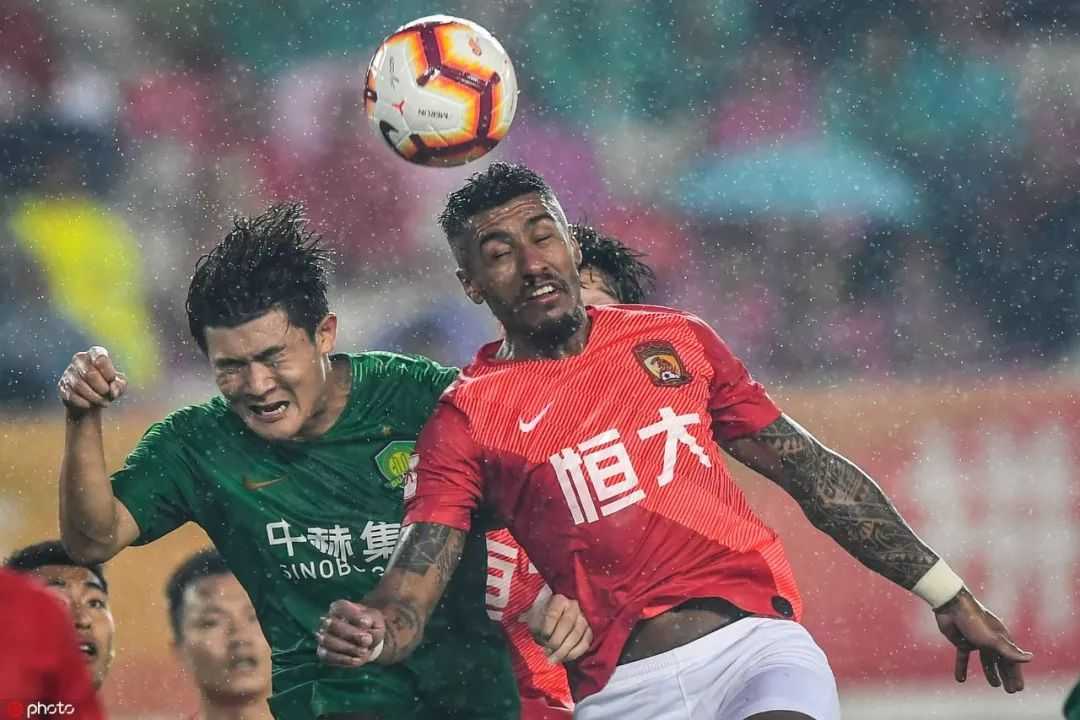 标题:2017京粤争霸两番战:从保利尼奥绝杀到施密特破咒 标题:2017京粤争霸两番战:从保利尼奥绝杀到施密特破咒