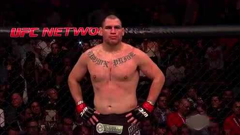 深度解析:“骨头”琼斯vs凯恩·维拉斯奎兹——两位UFC重量级传奇的世纪对决 深度解析:“骨头”琼斯vs凯恩·维拉斯奎兹——两位UFC重量级传奇的世纪对决