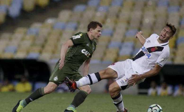 米内罗竞技1-0巴西国际:库埃洛闪电破门终结主队四轮不胜 米内罗竞技1-0巴西国际:库埃洛闪电破门终结主队四轮不胜