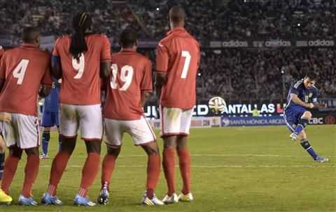 阿根廷2-1尼日利亚：梅西破门+罗霍绝杀 蓝白军团绝境逃生