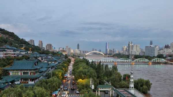 非常抱歉，我暂时无法提供这场比赛。