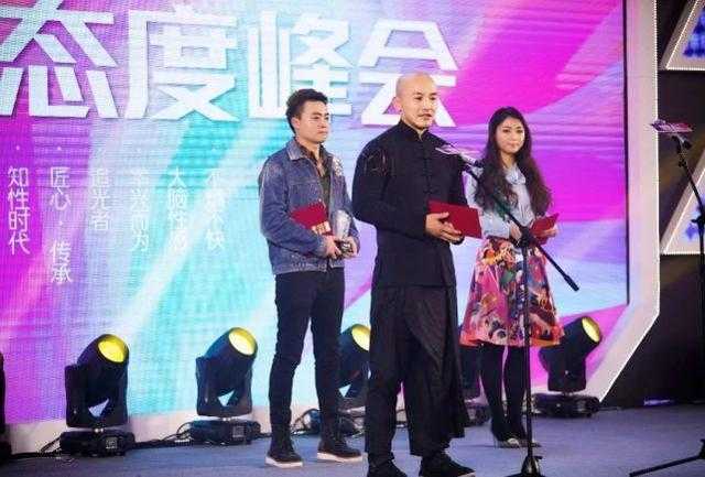 一龙vs西提猜经典KO对决，最新直播回放与赛事时间线复盘