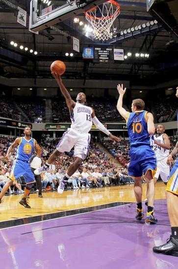 勇士137-103大胜国王送七连败