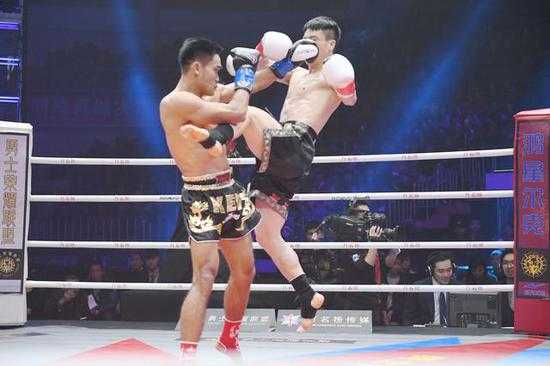 双时代巅峰的技术分水岭：魔裟斗vs邱建良生涯对比复盘