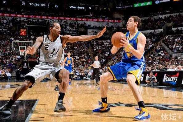库里37分掀翻马刺主场不败金身，勇士72胜追平公牛神迹