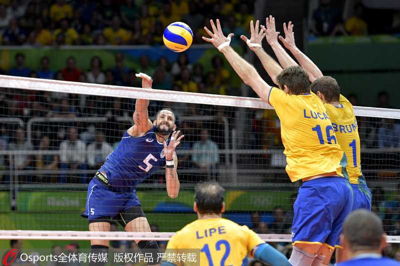 李梦21分难阻美国三巨头合砍48分，中国女篮14分惜败