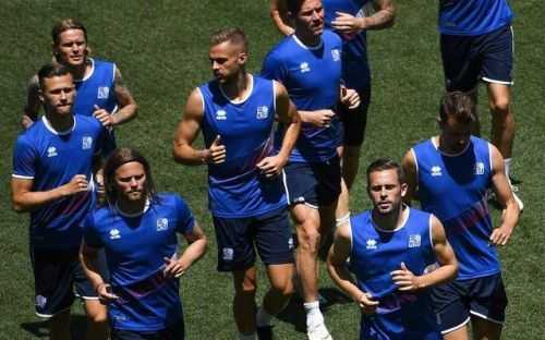 冰岛1-2克罗地亚：佩里西奇补时绝杀锁定胜局