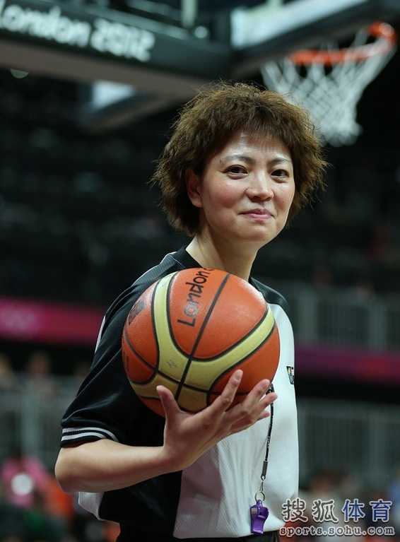 梦之队延续女篮王朝：美国86-50轻取法国实现奥运五连冠