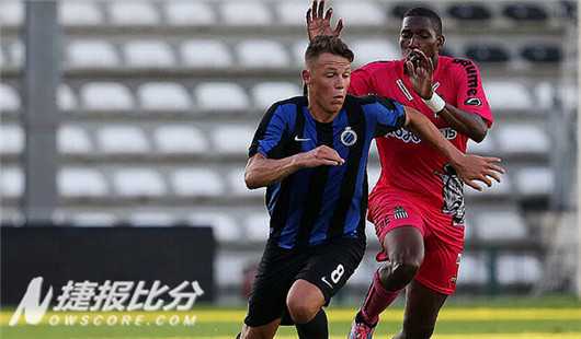 比乙第21轮科特赖克4-1大胜亨克B队，主场火力全开逼近升级区