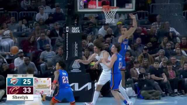 生死抢七！勇士主场力克雷霆，锁定附加赛主场优势