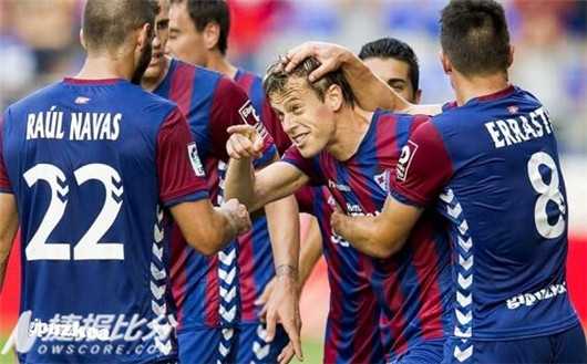 西甲-塞尔塔3-2险胜埃瓦尔，古伊德蒂双响乾贵士破门