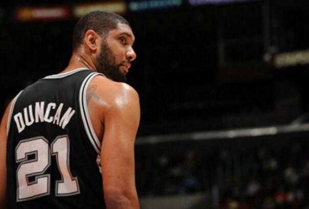 诺维茨基53分16板对飚麦迪48+9+9 小牛加时擒火箭