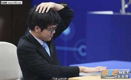 阿尔法狗3比0完胜柯洁，人机大战人类围棋时代谢幕