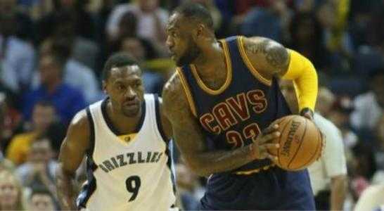 马刺vs灰熊：文班亚马内线封盖刷新队史纪录