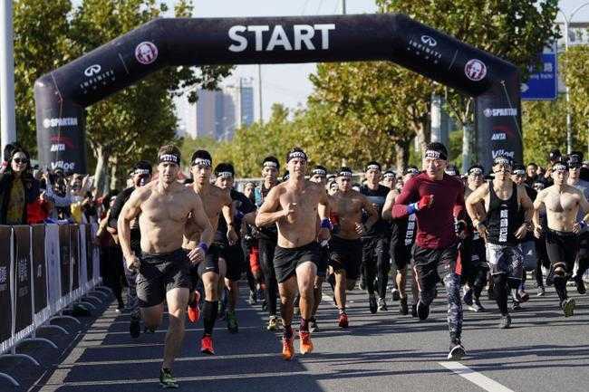 魔都德比：上海夜鹰与上海勇士的橄榄球对决